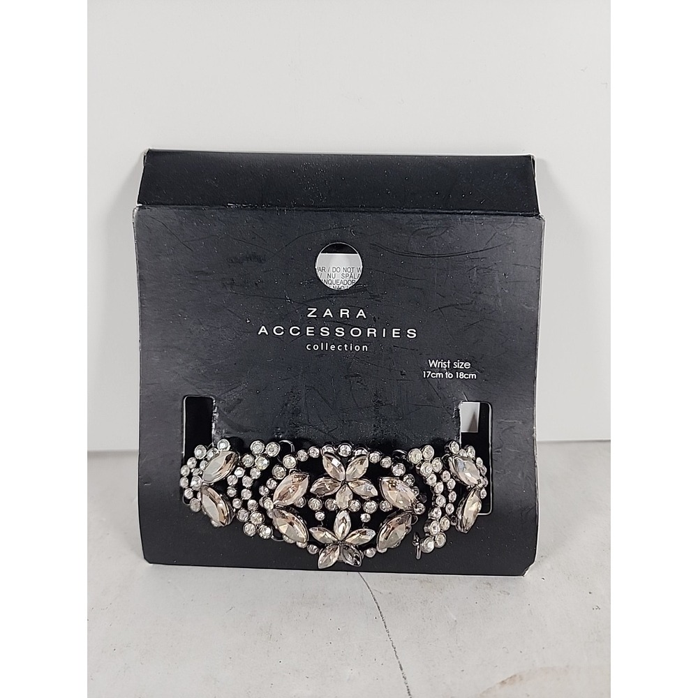 NWT Zara Silver‎ Tone Crystal Flower Statement Cuff Bracelet Wrist Sz 17 to 18cm